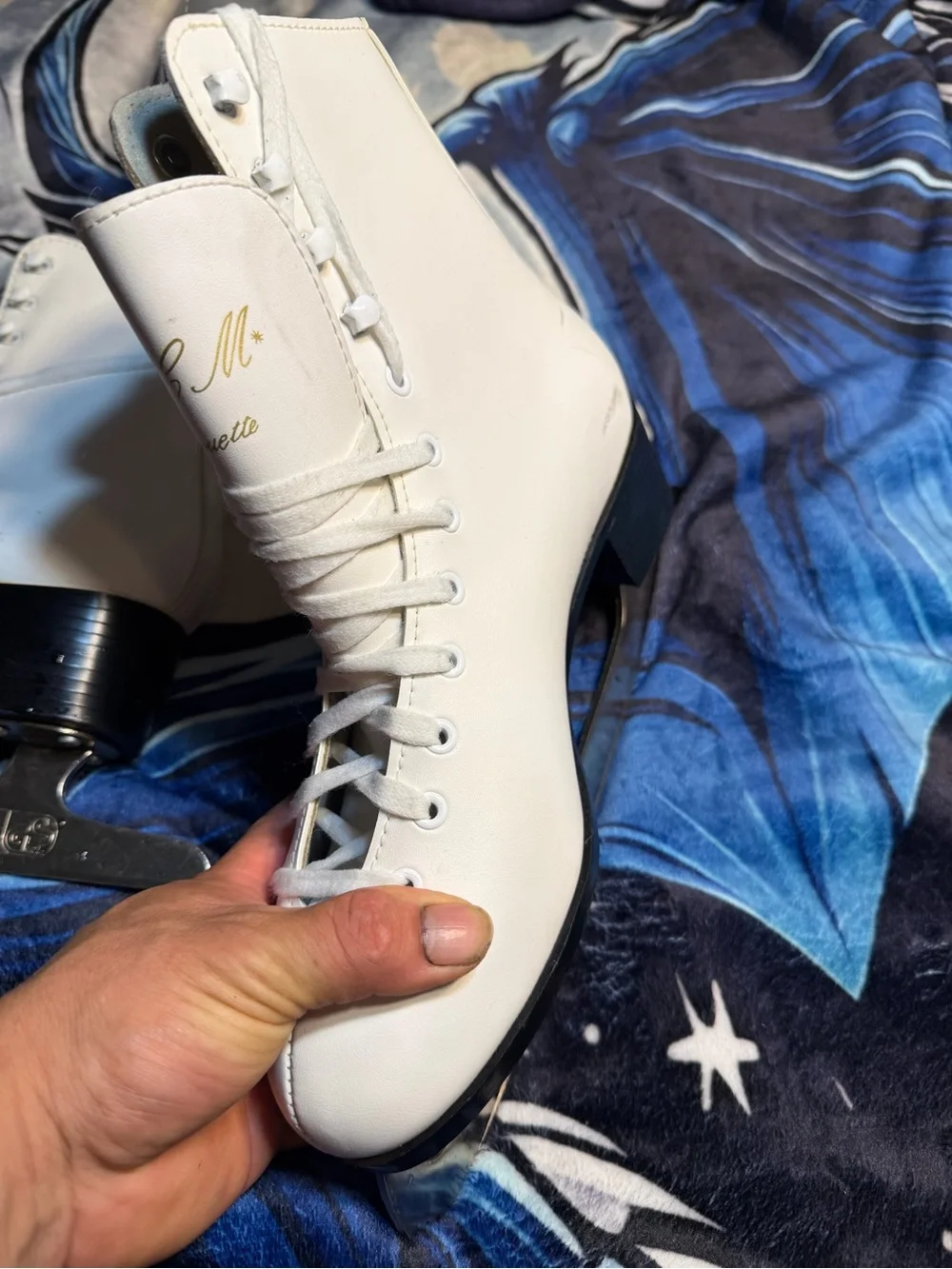 White Men's Ice Skates - Classic Figure Skate